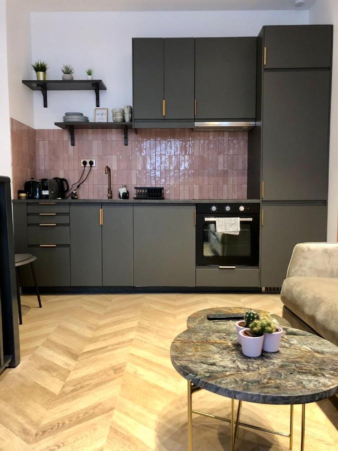 New Eiffel Tour ! Splendid Apartments In The Heart Of Paris Eksteriør bilde